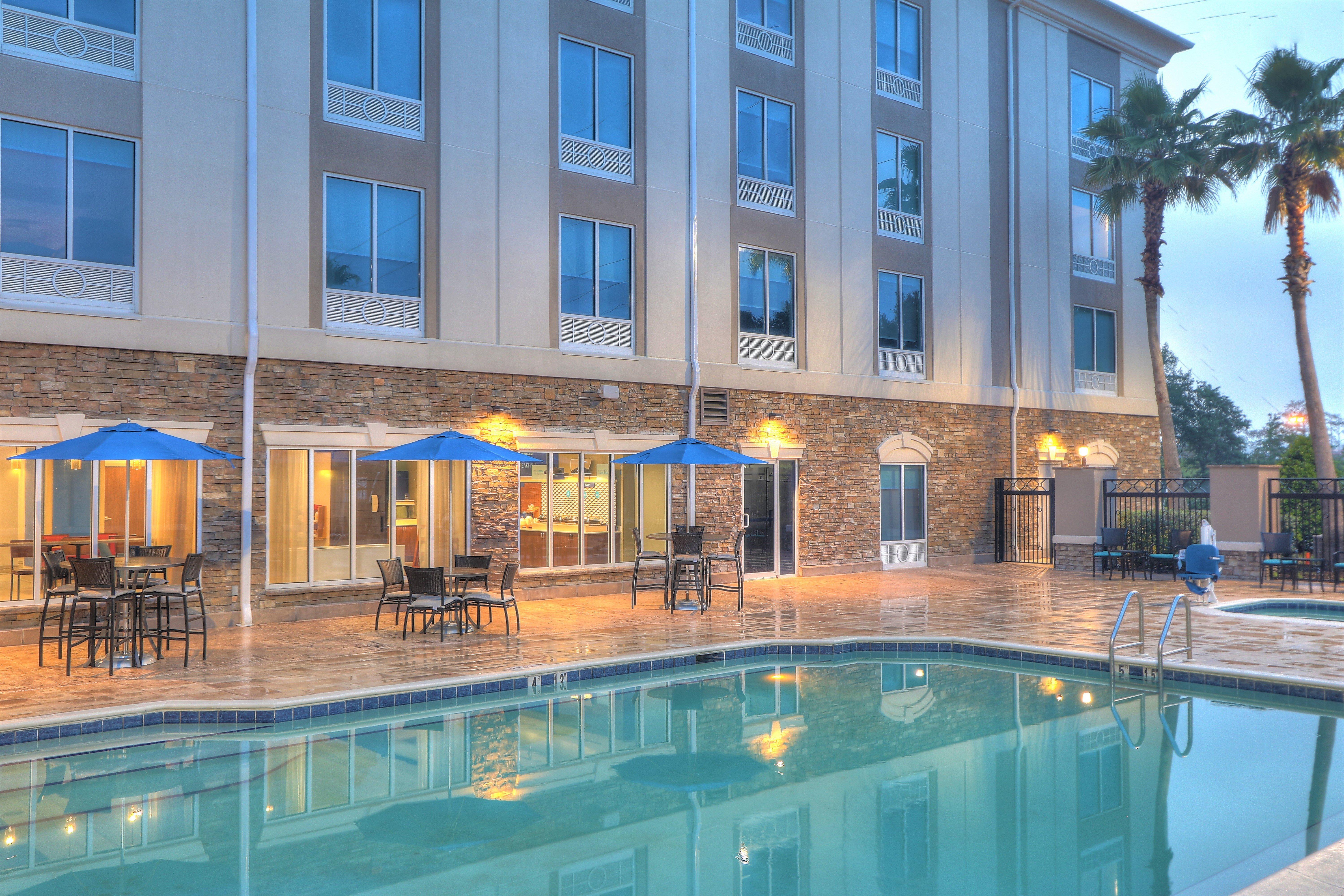 Holiday Inn Express Hotel & Suites Mobile Saraland By Ihg Exterior foto