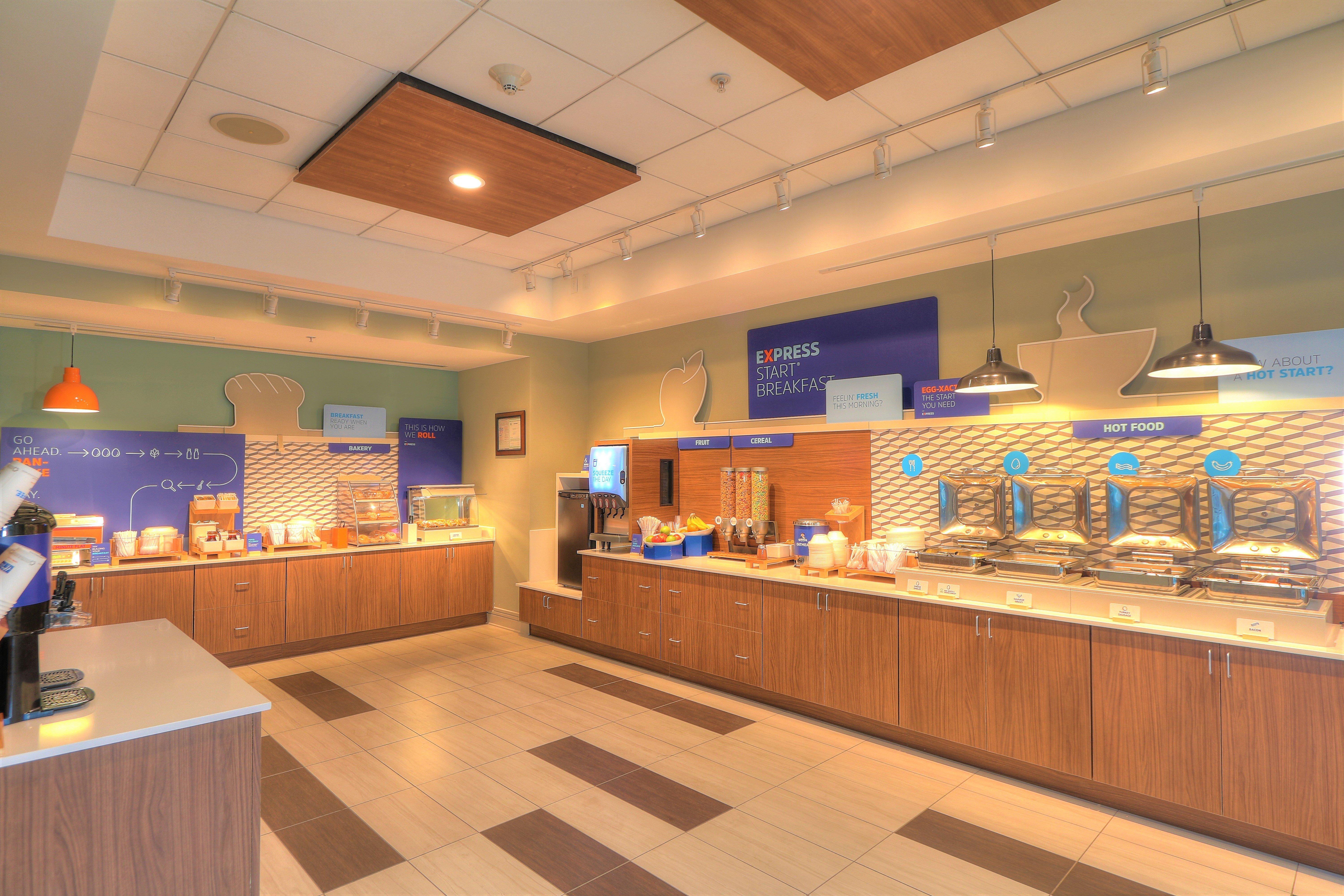 Holiday Inn Express Hotel & Suites Mobile Saraland By Ihg Exterior foto